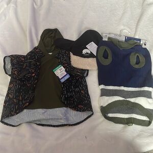 Top Paw Dog 2 Tops and Hat Sz L Runs a Bit Smaller